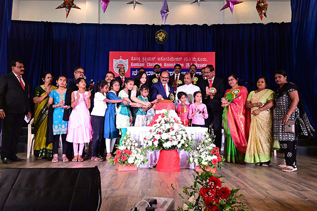 Konkani Christian Association celebrates Christmas with devotion charity